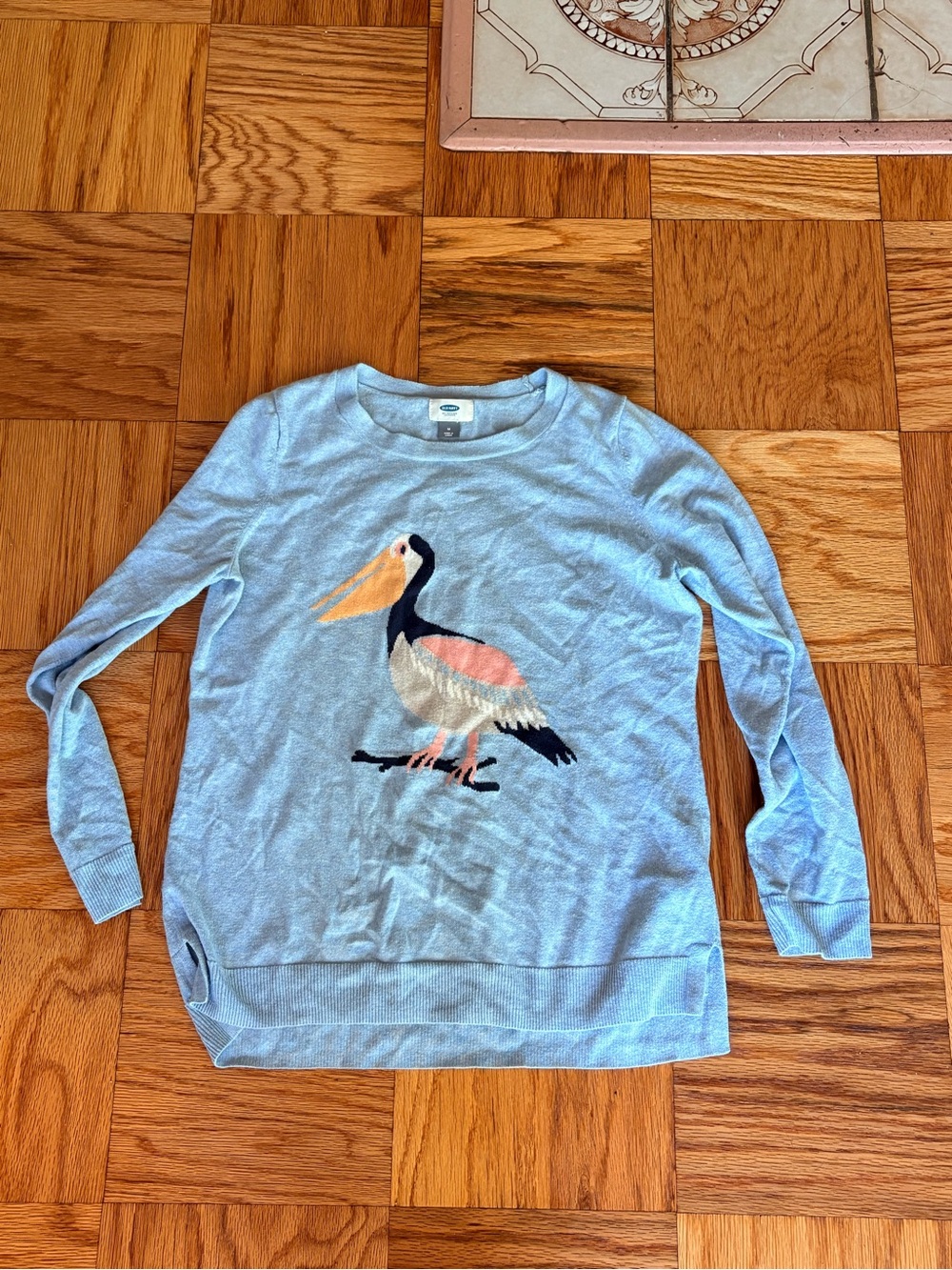 Old Navy Light Blue Sweater with Pelican Motif